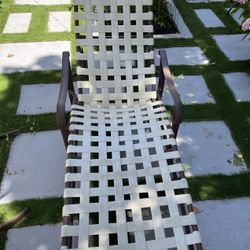 Sturdy Lounge Chair