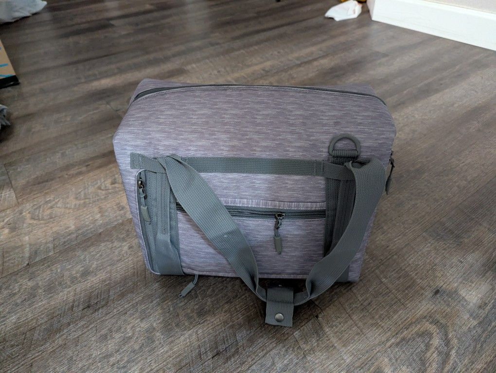 Titan artic zone deep freeze insulated cooler - with 2 Titan long lasting ice pack