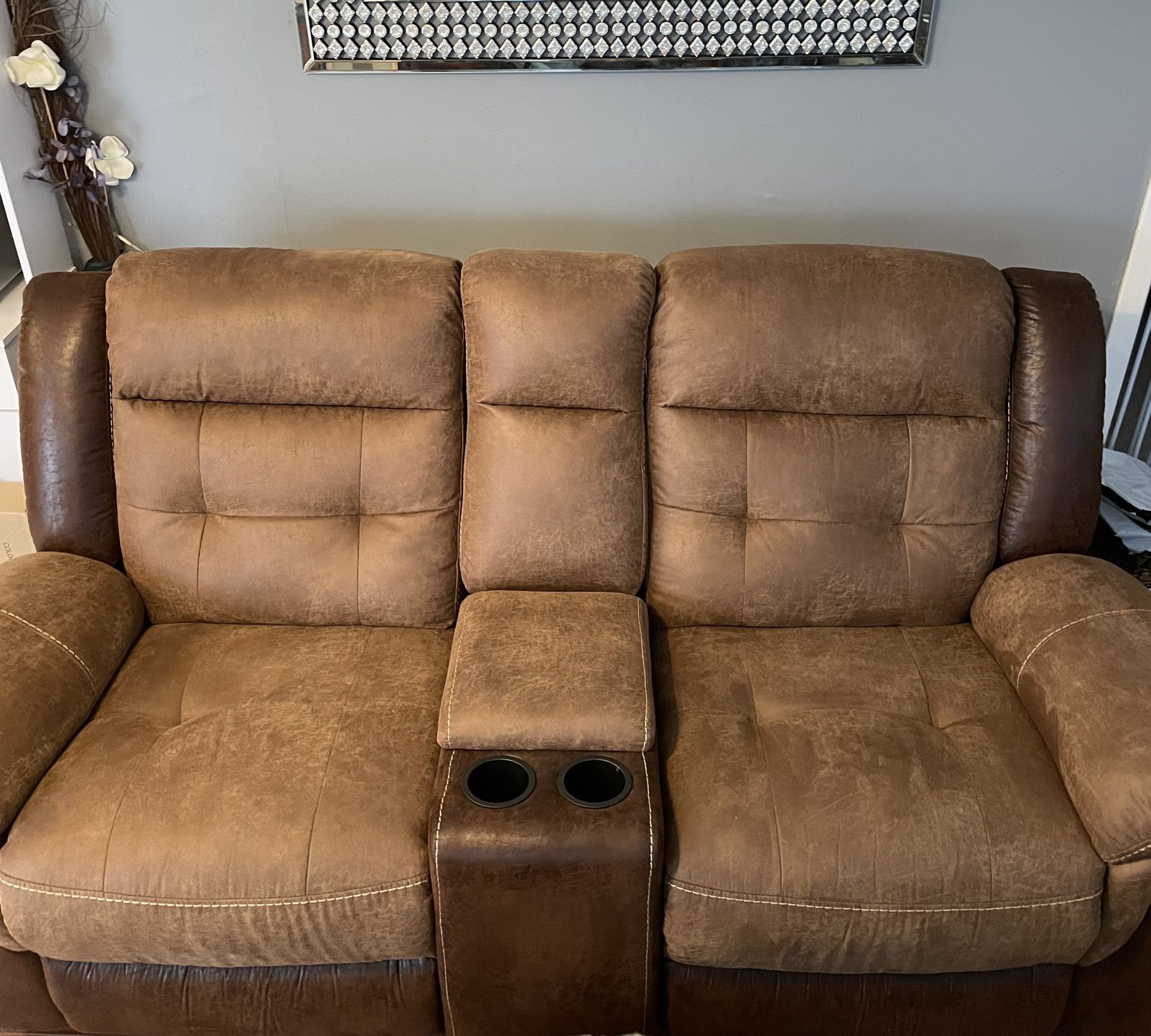 Like New Reclining Loveseat Brown