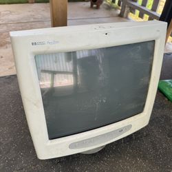 HP Pavilion Vintage Gaming CRT