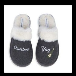 New Saks 5th Ave. Chardonn Yay Fluffy New Years Embroidered Slipper 7/8