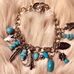 New Hand Made Bracelet And Steer Necklace.