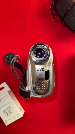 Deal new batt charger 🔌 ⚡️JVC GR-D370U MiniDV digital video camera featuring a 32x optical and 800x digital zoom ⚡️New Battery 🔋 New char