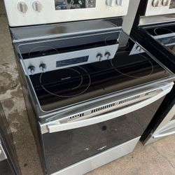 Whirlpool Electric Stainless steel Stove / range