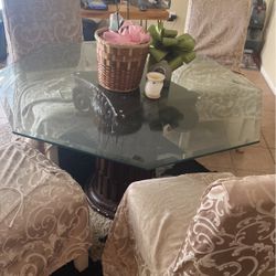 4 Piece Dining Table