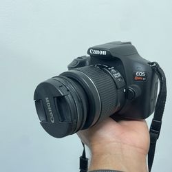 (1) Canon Rebel T6 DSLR Camera Bundle