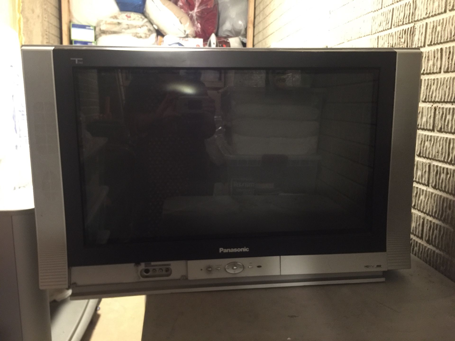 Panasonic Flat Screen TV 32”