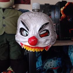 Clown mask