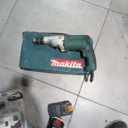 Hammer Drill Makita