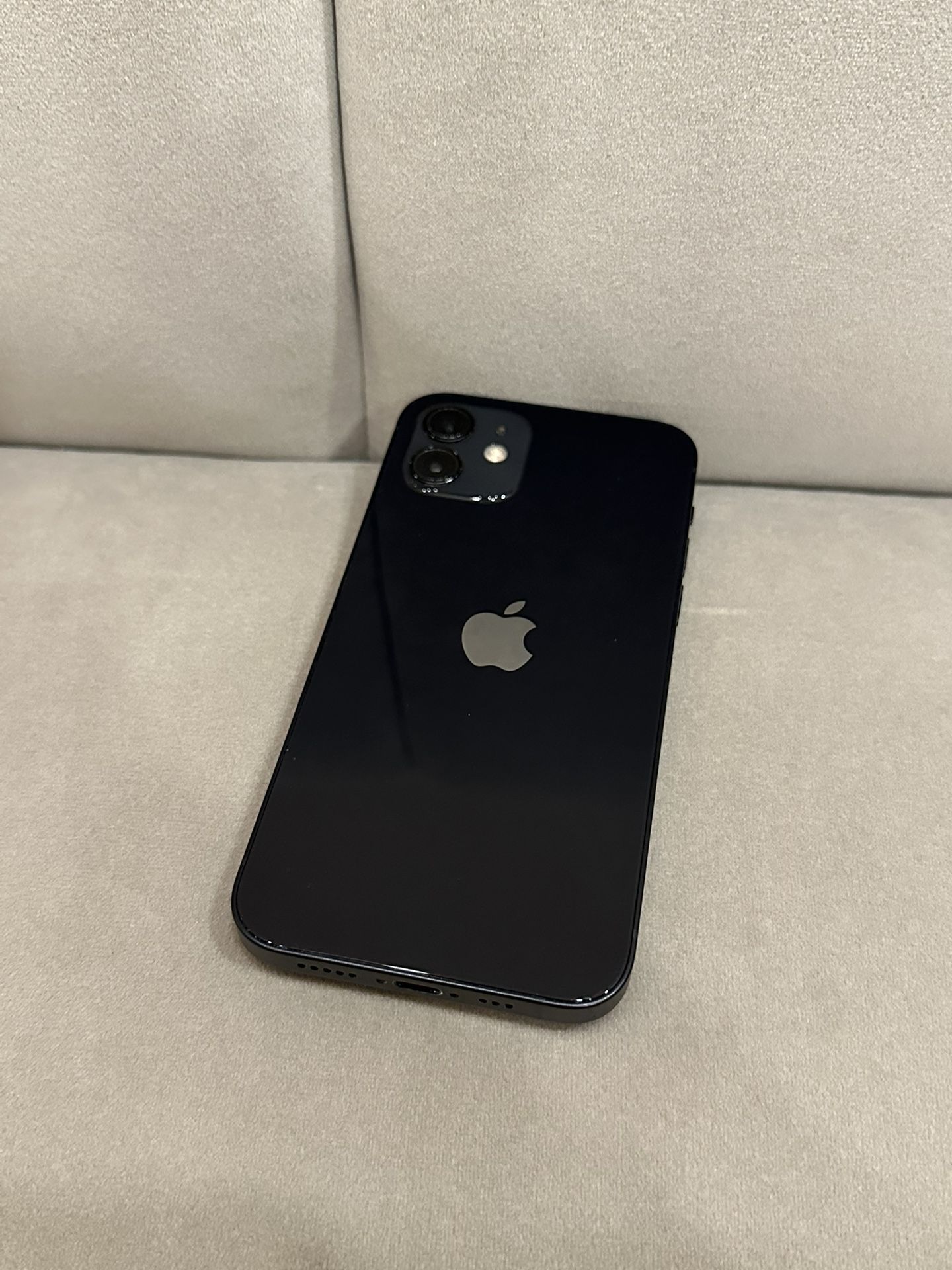 iPhone 12 64gb Unlocked