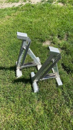 Ladder jacks
