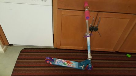 Little mermaid scooter