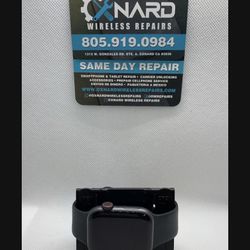 Apple Watch SE 44mm WIFI/GPS  $300