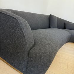 Like New Condition - Modern luxury Rove Concepts Curve Sectional In Black 