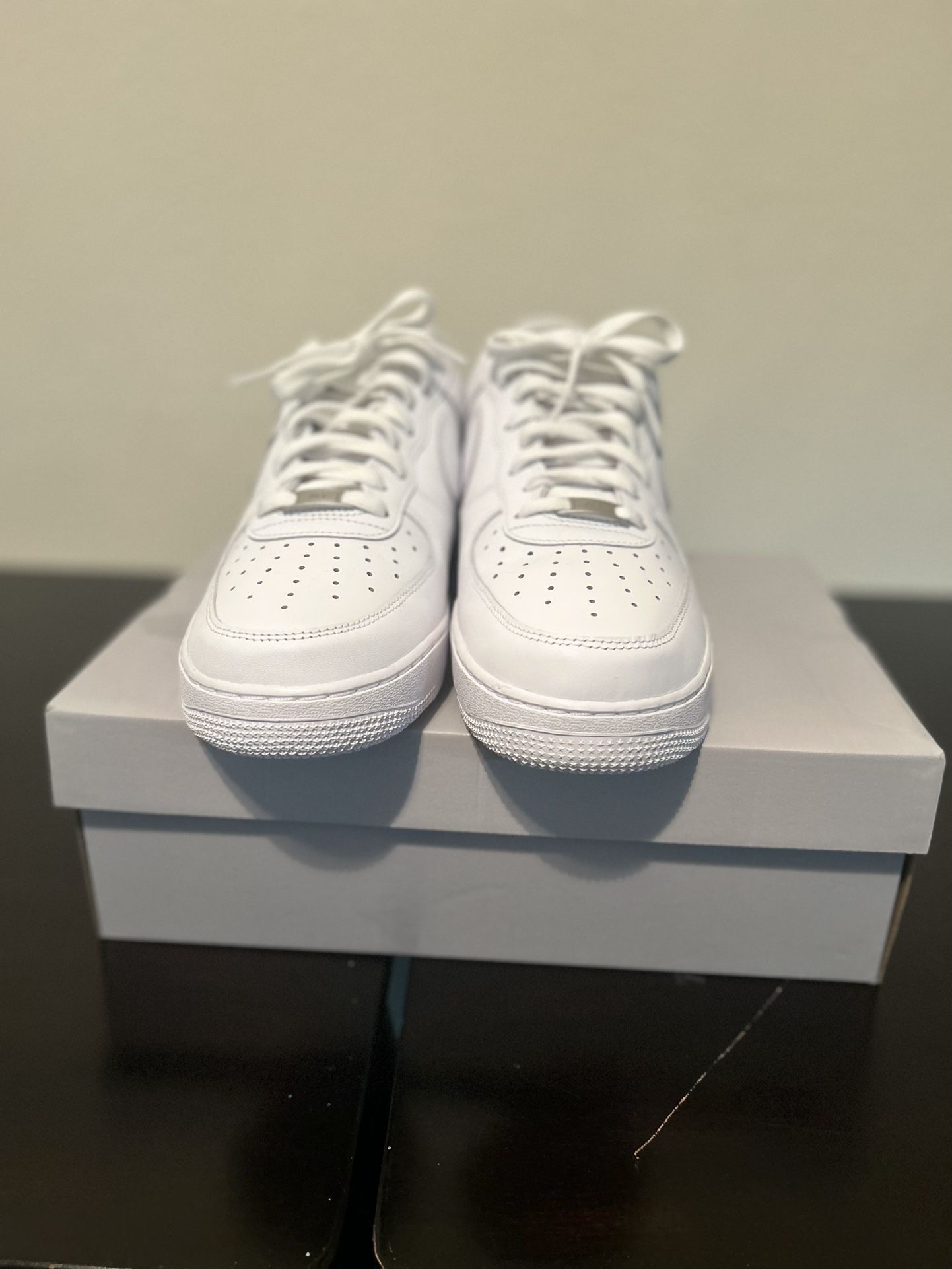 White Air Force 1’s Size11