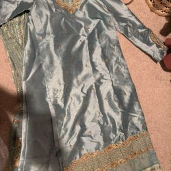 Shalwar Kameez 