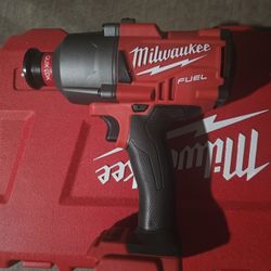 M18 FUEL ONE-KEY 18V Lithium-Ion Brushless Cordless 7/16 in. High Torque Impact Wrench (Tool-Only)