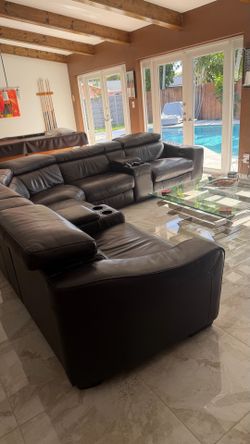 Leather sectional with3 recliners electric