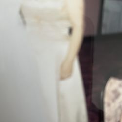 It’s Very Nice Evening Dress For Mother Of The Bride The Color Is Champagne. The Size Is 14 Come with scarf