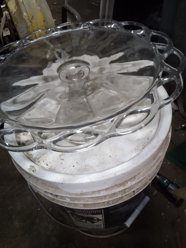 Beautiful Vintage Glass Pedestal Cake Plate