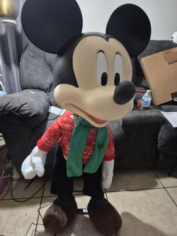 Life-Size Mickey Mouse Holiday Animatronic Figure