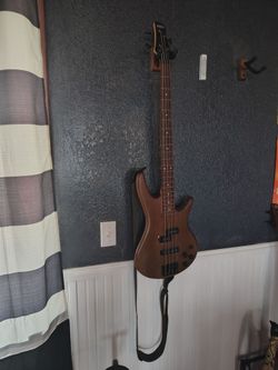 Ibanez sg gio bass (broken input jack)