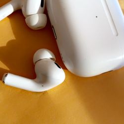 Apple AirPods 2nd Generation