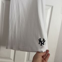 NY Baseball Top women