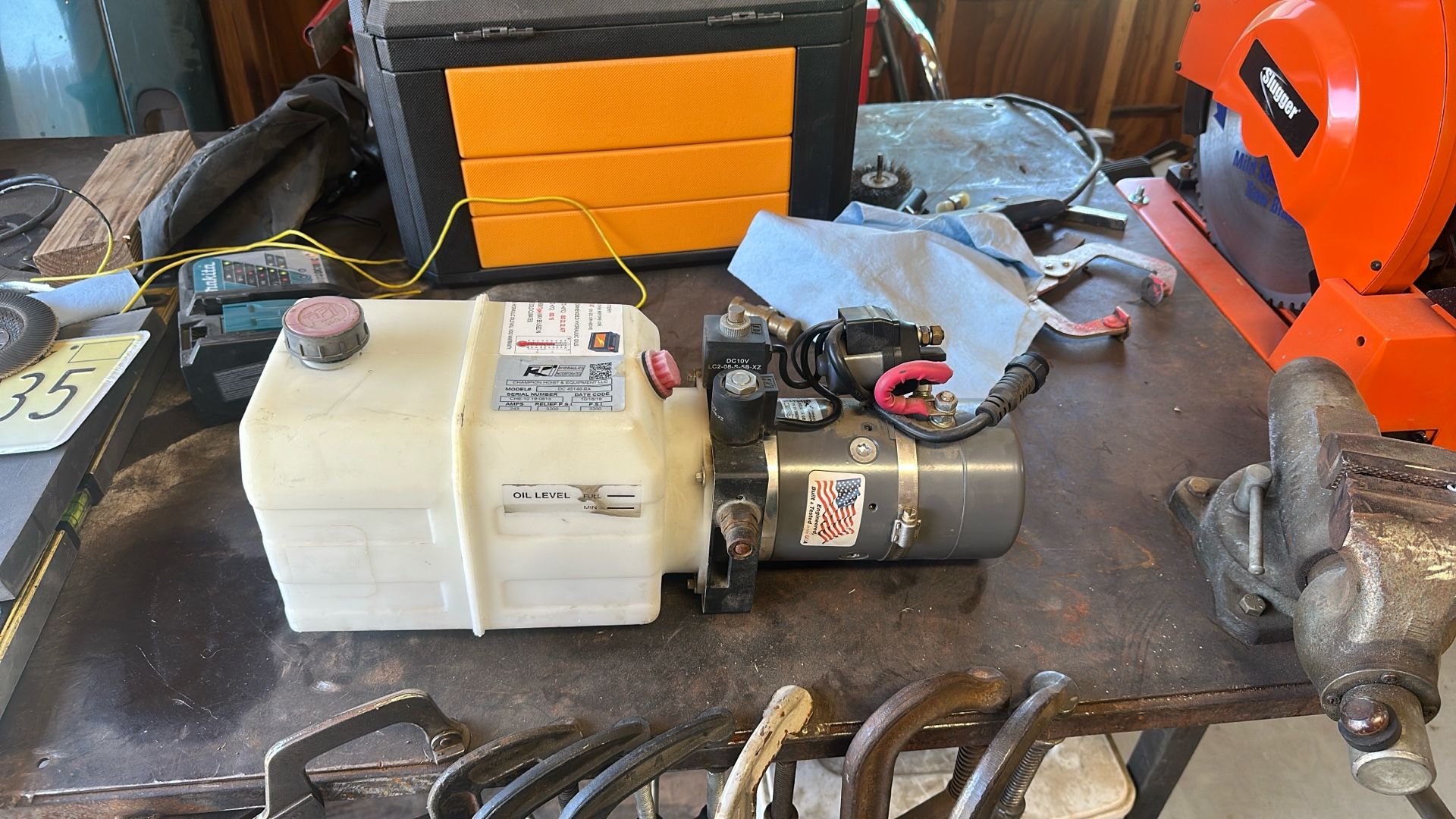 Hydraulic 12 Volt Pump