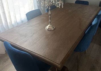 Large table