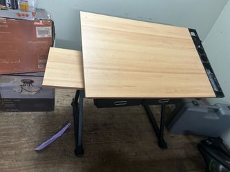 Art desk