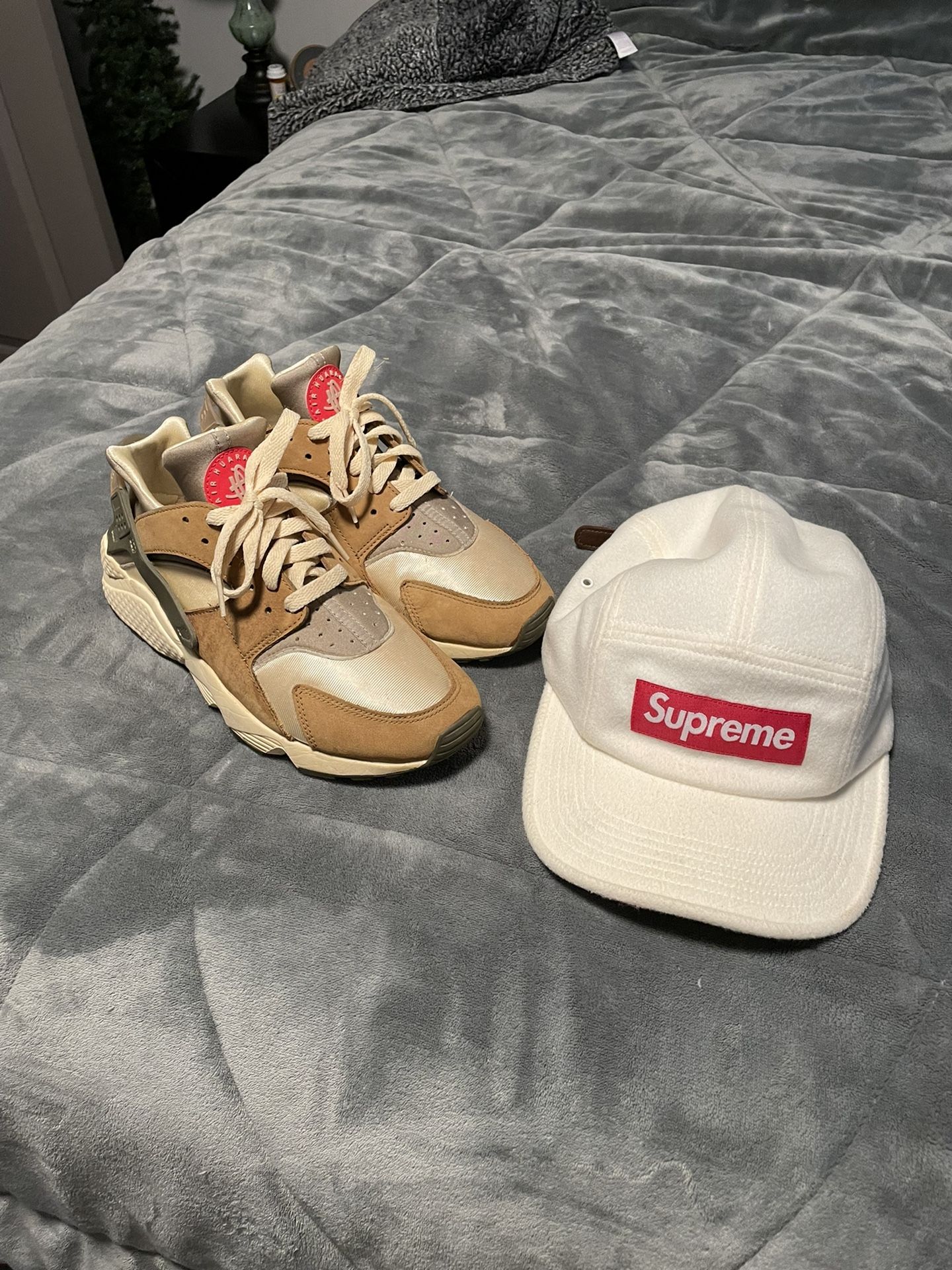 Supreme Hat