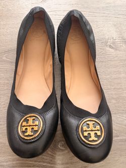Tory Burch flats shoes size 10