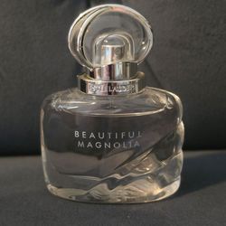 Estée Lauder Beautiful Magnolia Eau de Parfum 1.7 oz / 50ml (~80% Full)