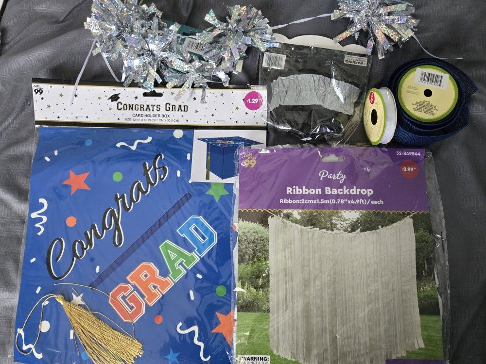 Graduation Party supplies Decor