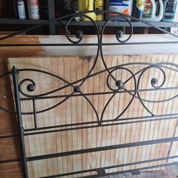 Metal Bed Frame/Head & Footboards