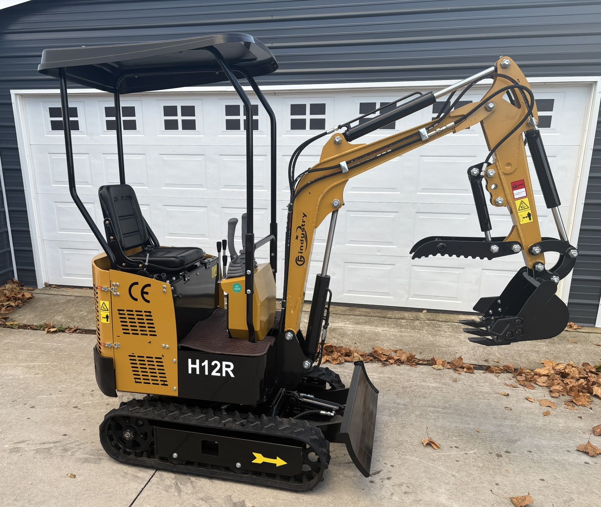 New H12R Mini Excavator With Hydraulic Thumb, Electric Fans & More Added