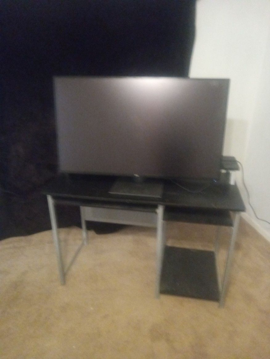 Dell Ultra sharp 42' Inch Monitor For Gaming