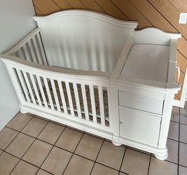 Baby crib