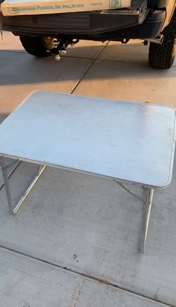 Antique camping table. Rockabilly old school pick nick