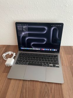MacBook Air 13 (M1 chip / Latest OS 26 Tahoe) 8GB Memory Good Laptop (100% Battery )