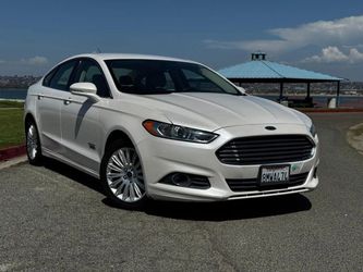 2014 Ford Fusion Energi