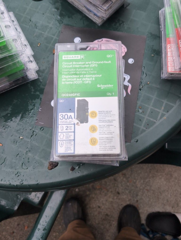 30amp Square D GFCI Breakers 3 Total Will Sell Separately