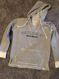 High Country Guest Ranch Hoodie Adult size small