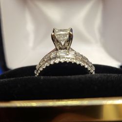 Diamond Engagement Ring & Custom Band Gorgeous 