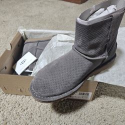UGG Classic Unlined Mini Perf