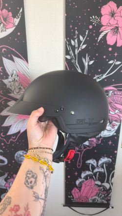 Helmet with visor