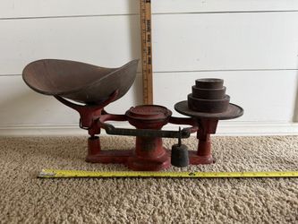 Antique Howe Scale