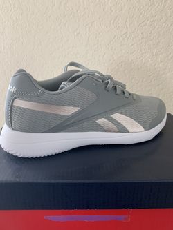 New Women’s Reebok 