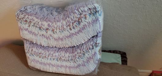 Luvs size 1 diapers
